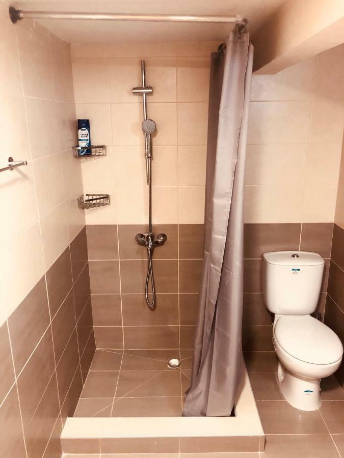 Karavella Vintage Apartment Пафос Екстериор снимка